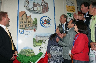 Unveiling of twinning mural
