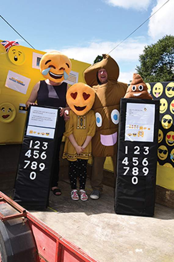 Emojis Sharon Simcock, Alexis and Martin Harris