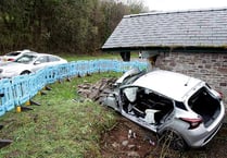 Man cut from car following crash between Brecon and Bwlch