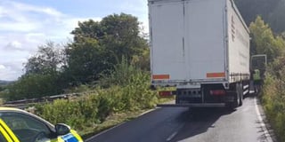 Traffic disruption after lorry crashed into wall
