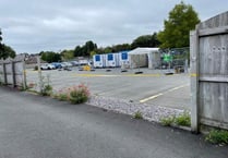 Residents angry as car park fence still broken