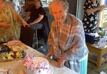 Llanwrtyd mayor joins birthday celebrations for 100-year-old Lucy