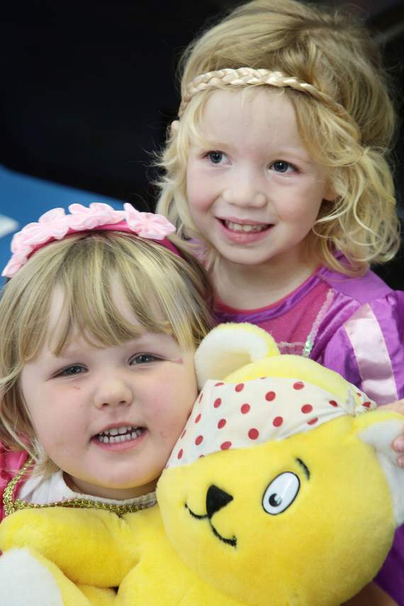Cylch Meithrin Ysgol Gymunedol Craig yr Wylfa Gwendolen Thomas and Abbie Crumpler