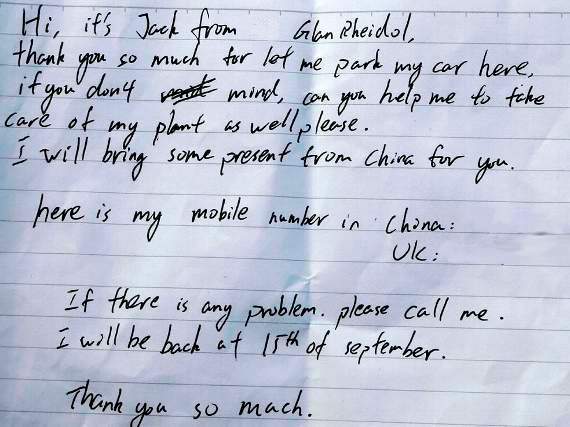A copy of the note a Chinese student called Jack left, saying he would be back for the car in September
