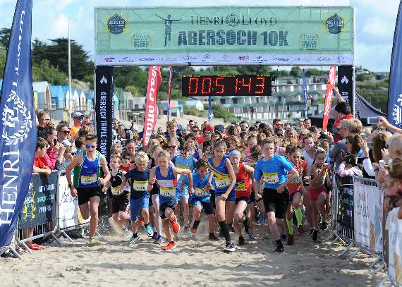 And they’re off... the 331 participants race from the starting line