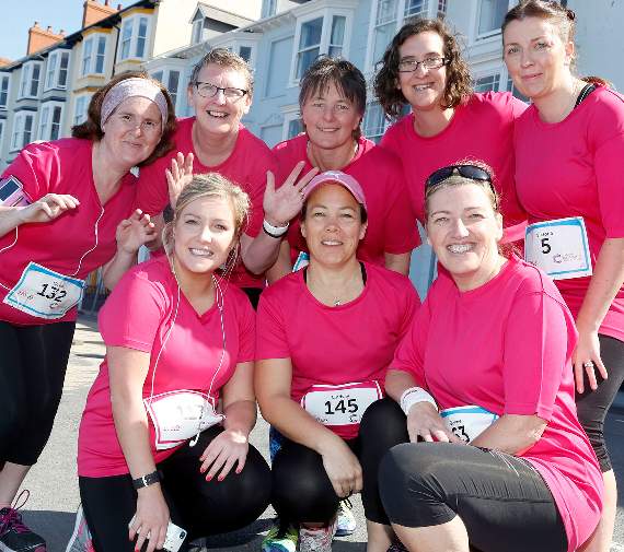 The team ‘Lina’s Lovelies’ prepare for the race