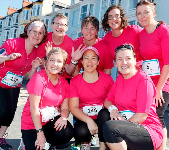 The team ‘Lina’s Lovelies’ prepare for the race