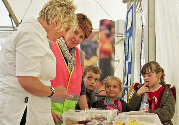 Mandy Wilcox of Deli Delights and Ann Davies judging