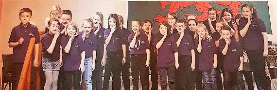 Côr Academi Gerdd y Lli