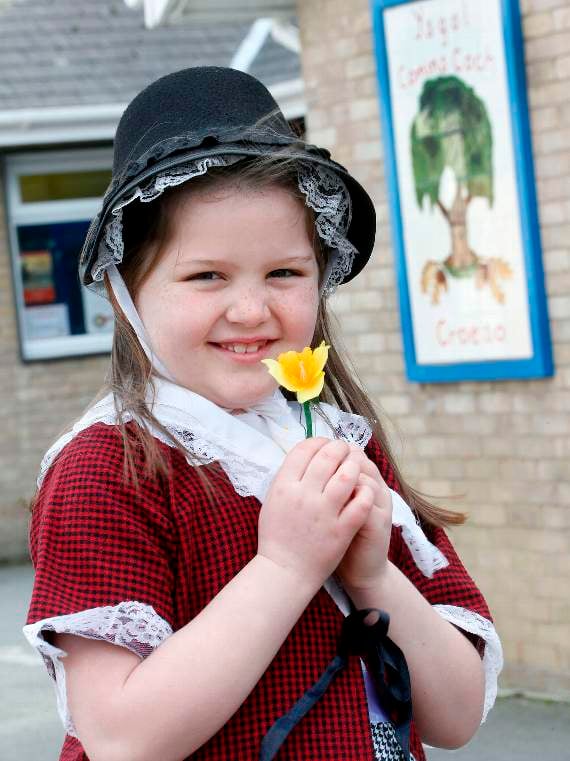 Tilly Bennett from Ysgol Comins Coch getting ready for St David’s Day. 18DPJ01MAR08