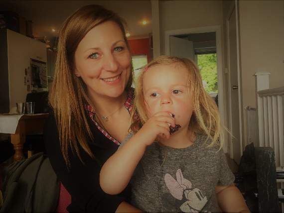 Sallt with her daughter, Ella