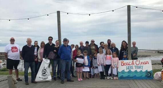 Volunteers outside Dylan’s in Criccieth