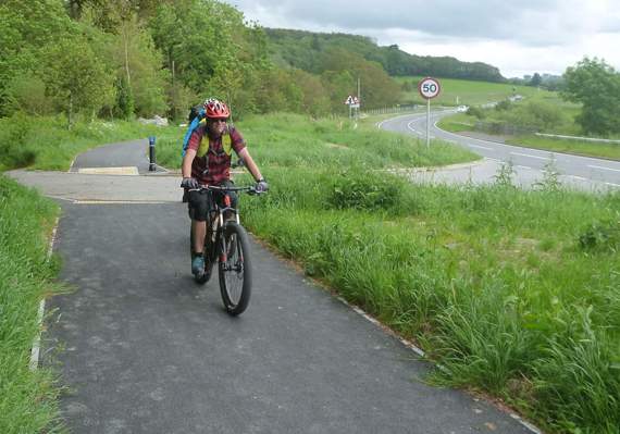 The path provides a traffic-free link between Bow Street and IBERS at Plas Gogerddan