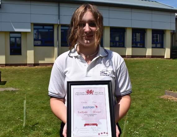 Year 12 pupil Klaudia Kalinowska who won the Eustory prize