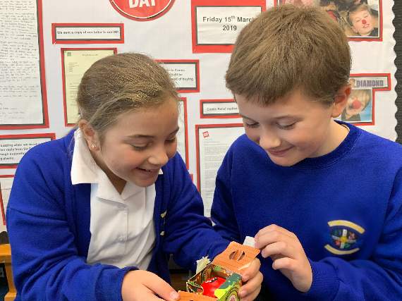 Children at Fourlanesend were the first to unpack the new more environmentally friendly Red Nose - and today, they'll be asking questions in a press conference with Comic Relief co-founder Richard Curtis