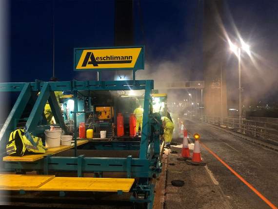 Teams from VolkerLaser and Aeschlimann were working on the bridge in the early hours