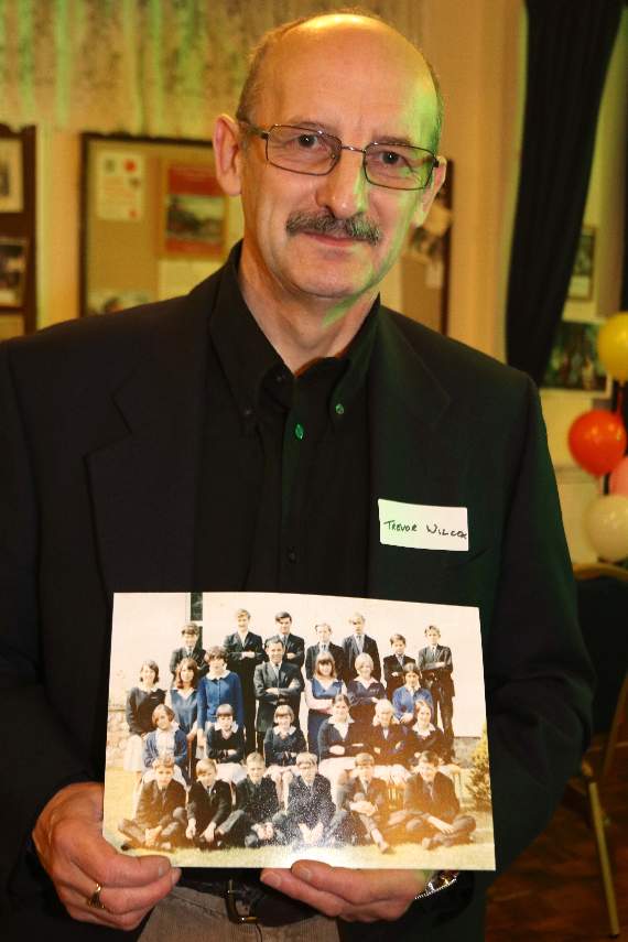 Trevor Wilcox attended Shelley School from 1968 to 70 and took along a photograph in which he is pictured back row, second right. AQ 5464