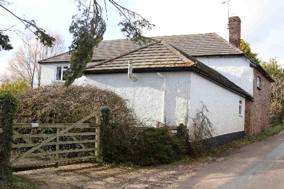 The house in Poughill which was guarded by police for almost 48 hours. AQ 9218