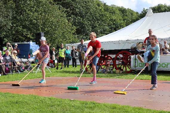 Competitors in the final of the Dartmoor Broom Dance championships at the 2017 Dartmoor Folk Festival. AQ 2948