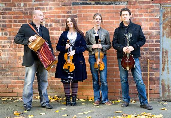 Melrose Quartet are Nancy Kerr (voice, fiddle), James Fagan (voice, bouzouki, guitar), Jess Arrowsmith (voice, fiddle) and Richard Arrowsmith (voice, melodeons).