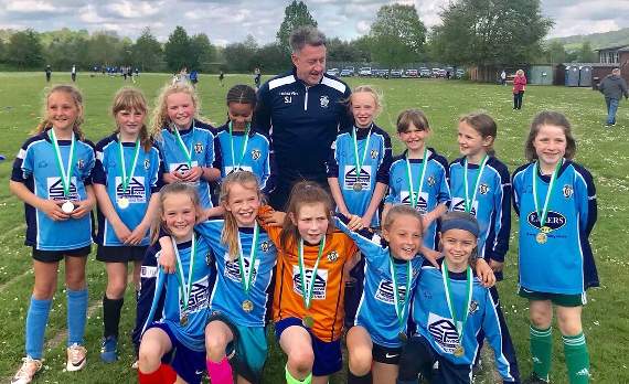 Crediton Youth Under 10’s Girls who were runners-up in a round robin tournament.