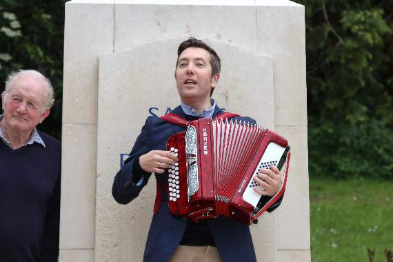 Jim Causley singing ‘St Boniface Day’ on the Saint’s Feast Day. AQ 1675
