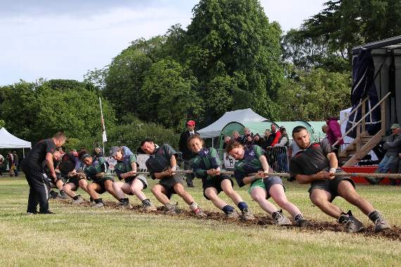 During the 4x4 Mixed 580kg competition.