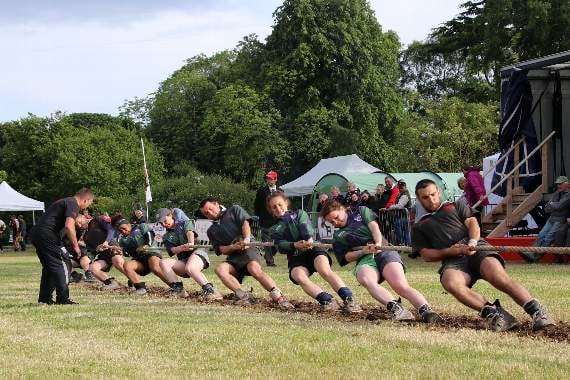During the 4x4 Mixed 580kg competition.