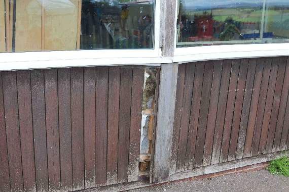 The condemned classroom at Lapford Community Primary School. AQ 8388