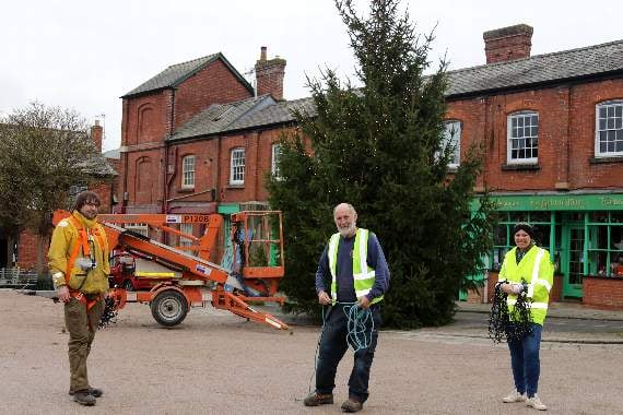 Join the Virtual Crediton Christmas Lights Switch-On today