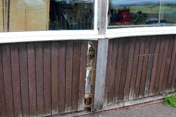 The condemned classroom at Lapford Community Primary School. AQ 8388