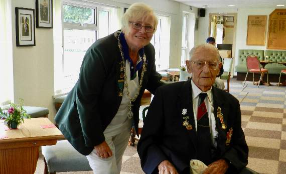 Bowls Devon Ladies President, Christine Marshall with 100 year-old Gordon Short. NP 050812 02