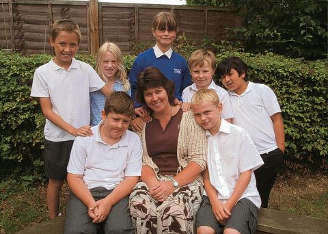 Pupils bid fond farewell to Sandra