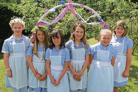 Maypole dancers put spring in fair's step