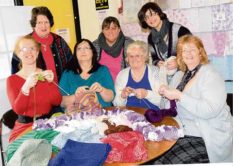 Sociable knitters help the bereaved