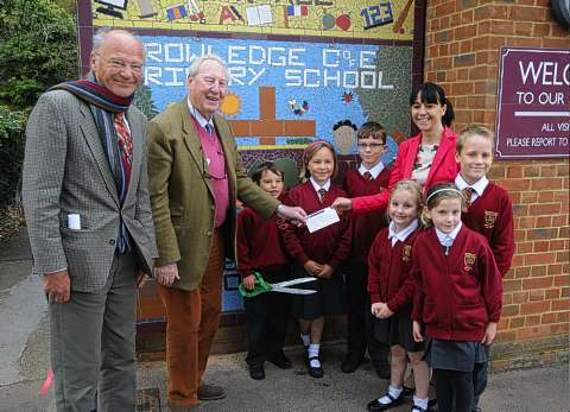 Mosaic unveiled at primary school