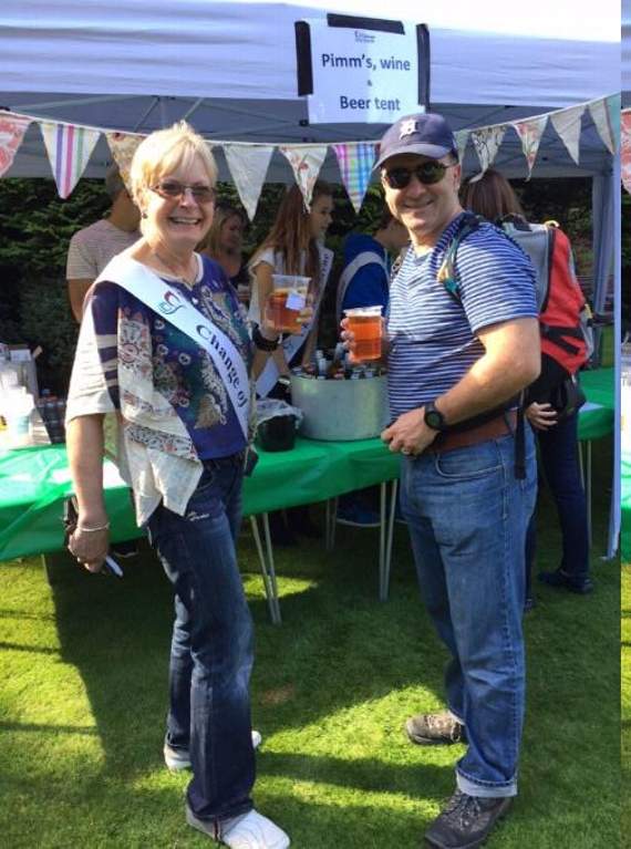 Sun shines on Change of Scene fundraiser