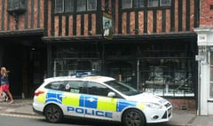 'Snatch' burglary at jewellers