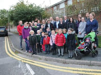 Parents call for crossing