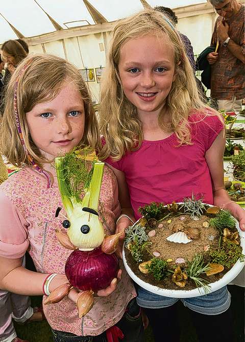 Annual flower show blooms yet again