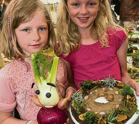Annual flower show blooms yet again