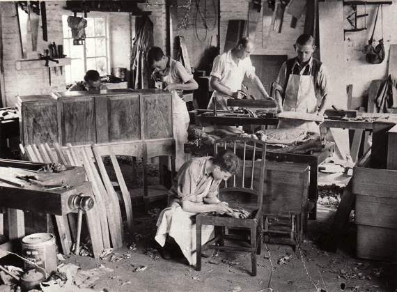 Demonstration of furniture-making techniques