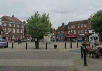 Square to lose 'unsightly' railings