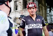 A tempting invitation for cyclists