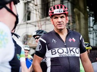 A tempting invitation for cyclists