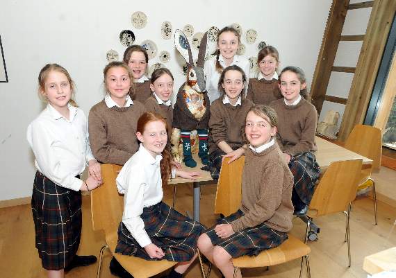 Pupils with Arty the Amesburian