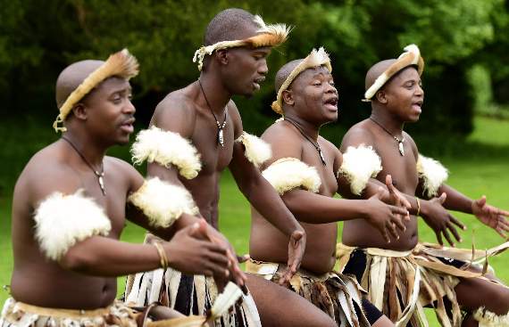 The Lions of Zululand perform at Gilbert White’s House. Picture order no: AD21-142-18