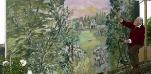 Artist to exhibit at flower show