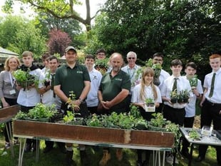 Students nurture blooming good venture