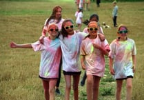 Wandsworth pupils get colourful for charity